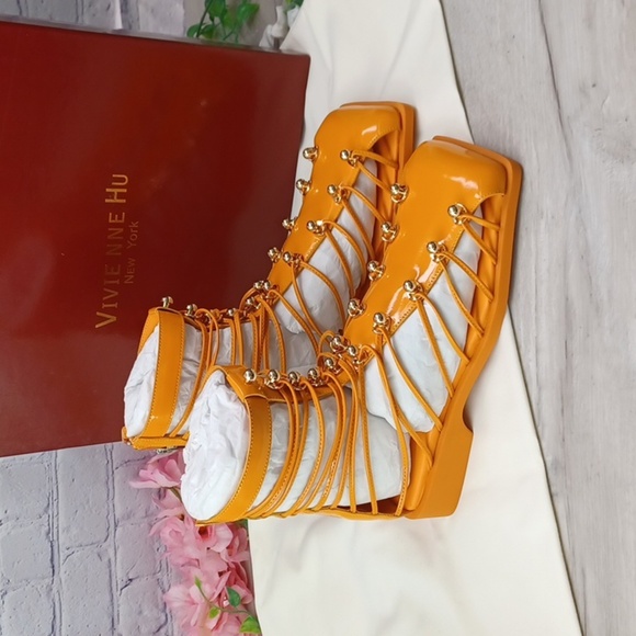 Vivienne Hu VHNY Studded Leather Cage Sandals NIB - Picture 3 of 13